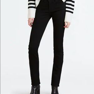 Levi black skinny jeans